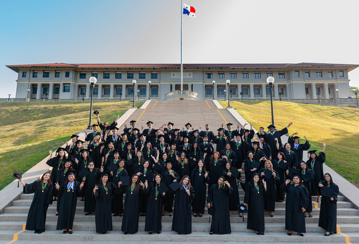 Foto de Promoción Graduanda Facultad de Farmacia de la Universidad de Panamá, 