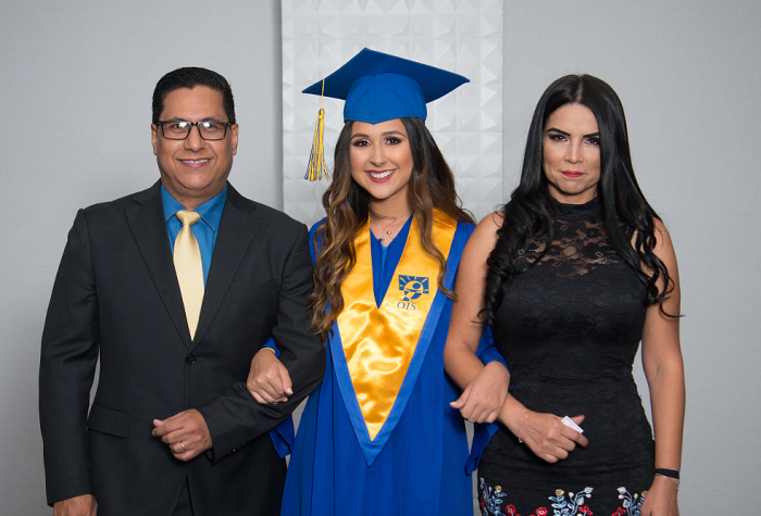 Cobertura: Graduación de la Oxford International School Promoción 2018, 