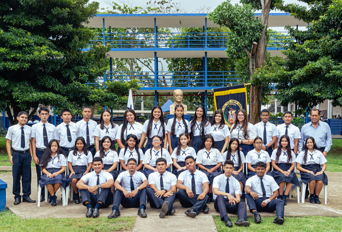 Salones de Promoción Graduanda 2022 de la Escuela Secundaria Pedro Pablo Sanchez, 